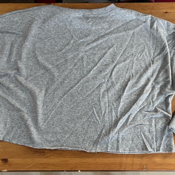 Charlotte Russe Cropped Sweater - Picture 3 of 4